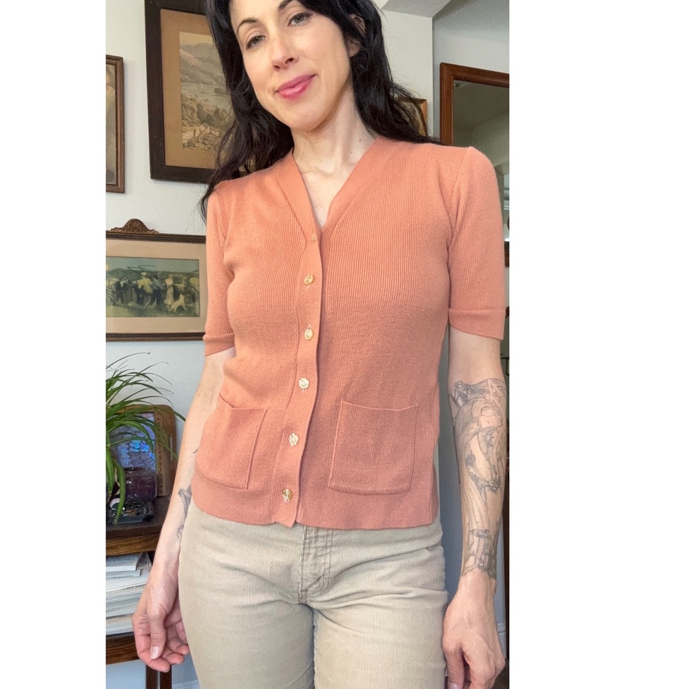 Vintage 70s Partners Short Sleeve Ribbed Cardigan Sweater terracotta peach